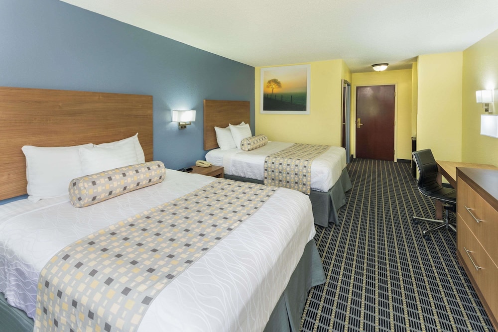 Days Inn Suites By Wyndham Union City 10/30