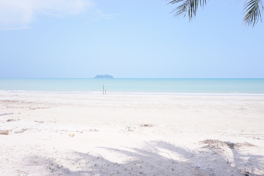 Paifha Beach Resort 42/45