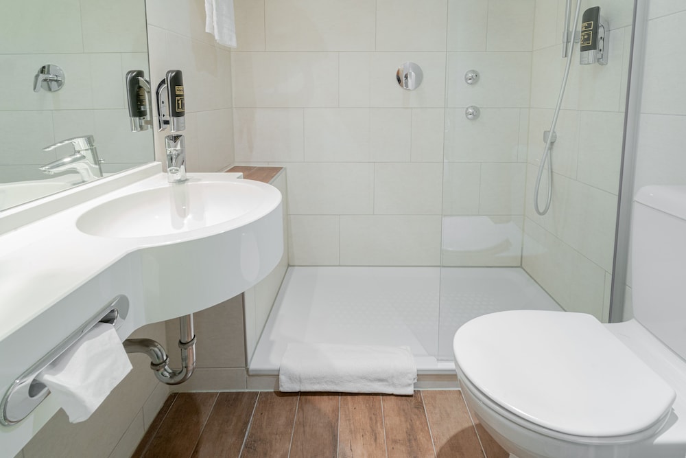 Hotel Arosa (Hotel Arosa Dusseldorf Oberkassel) 32/34