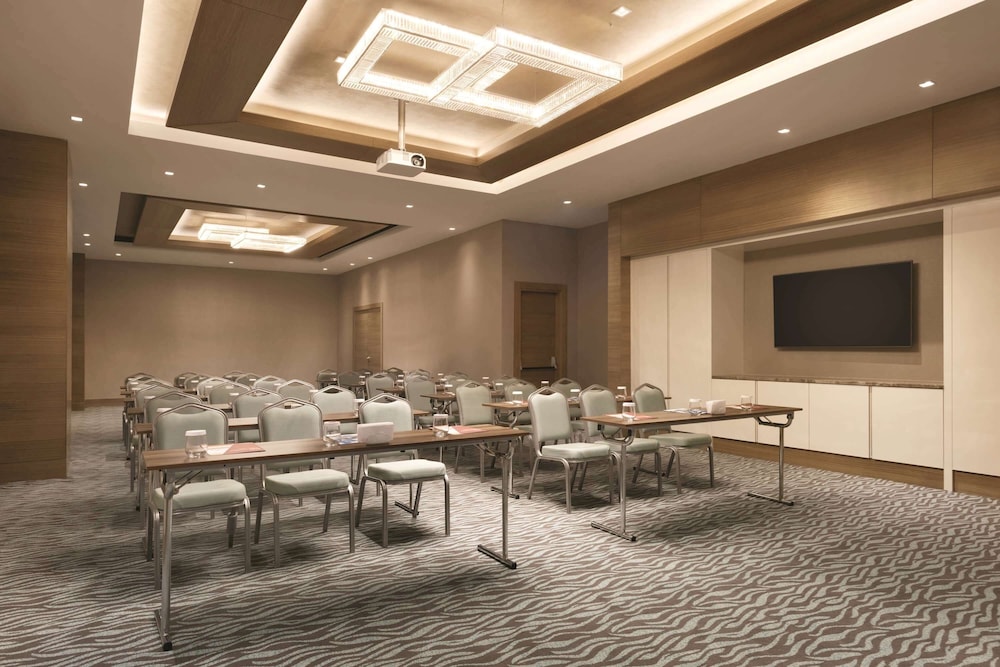 TRYP by Wyndham Istanbul Basin Ekspres 41/50