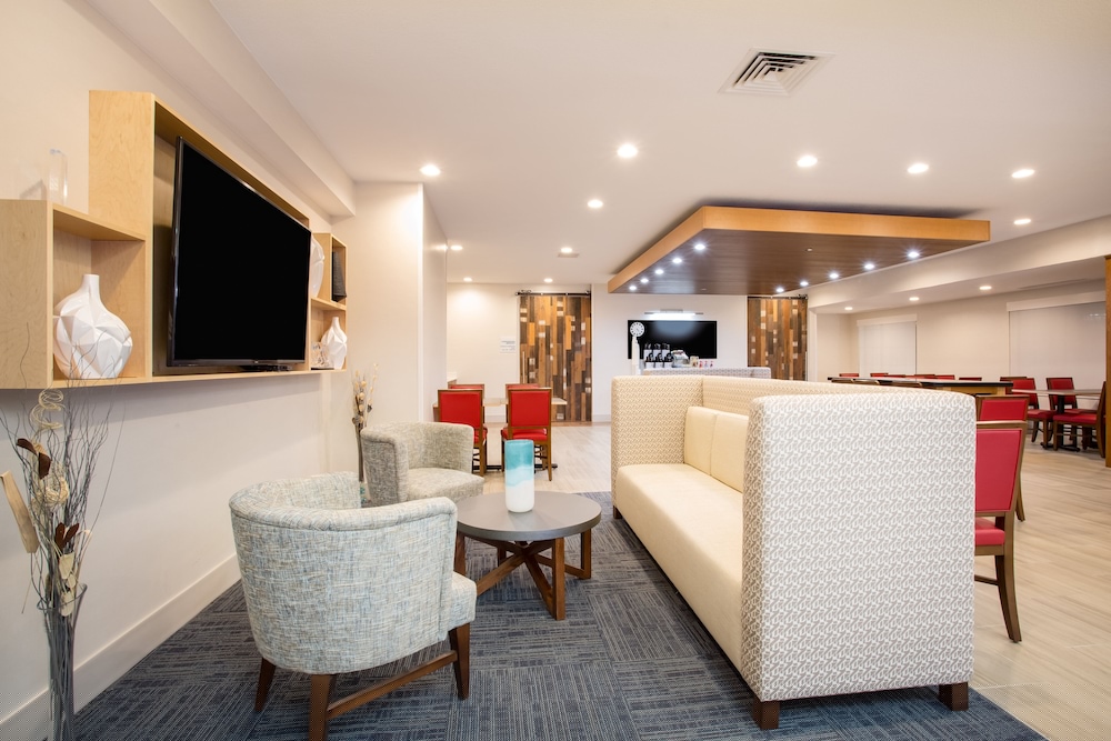Holiday Inn Express Hotel And Suites Ft Collins 54/66