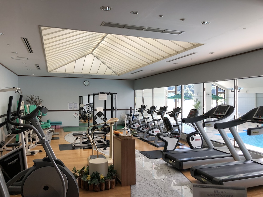 Naspa New Otani Hotel 37/75