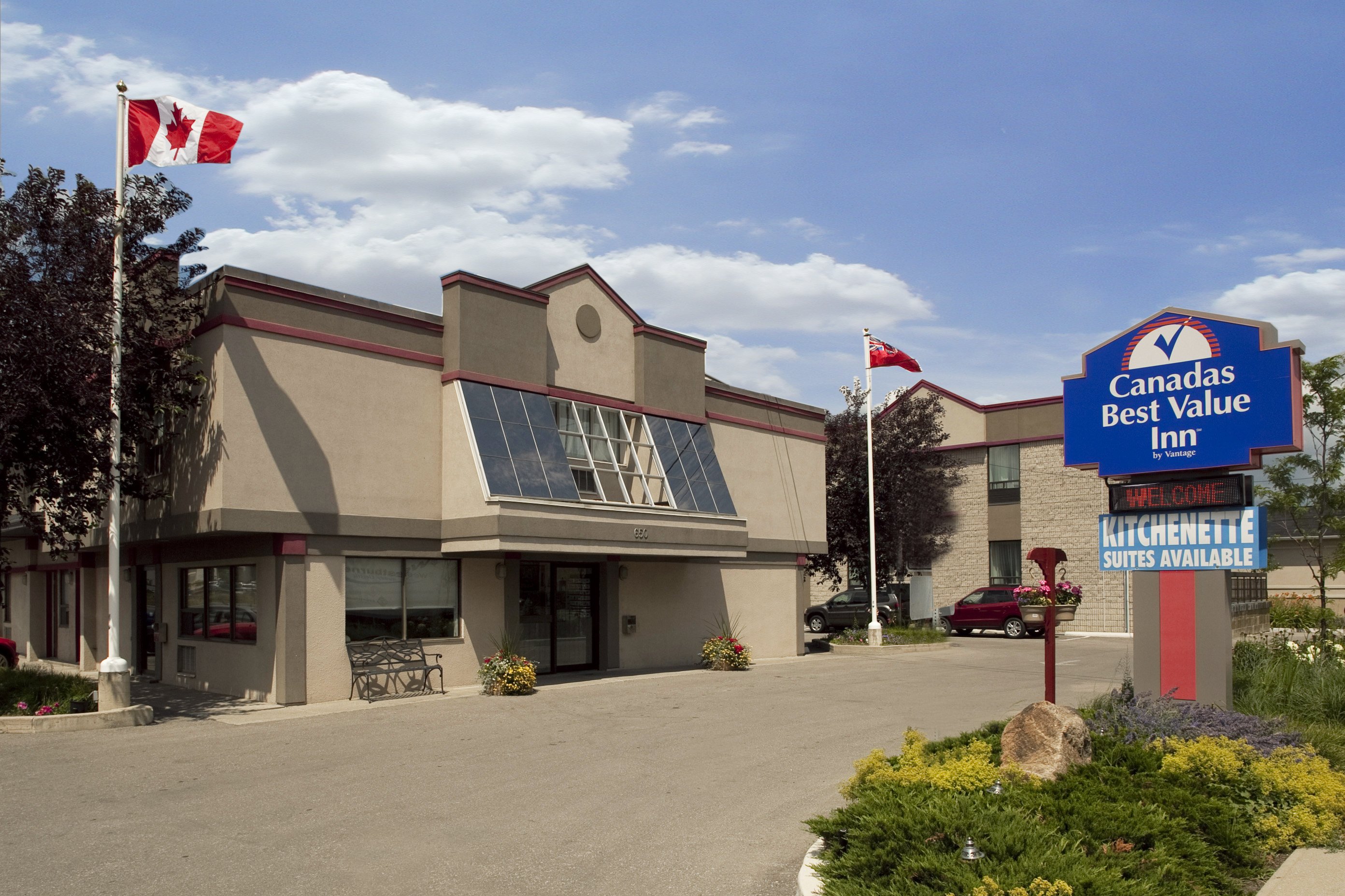 Canadas Best Value Inn Toronto 2/25