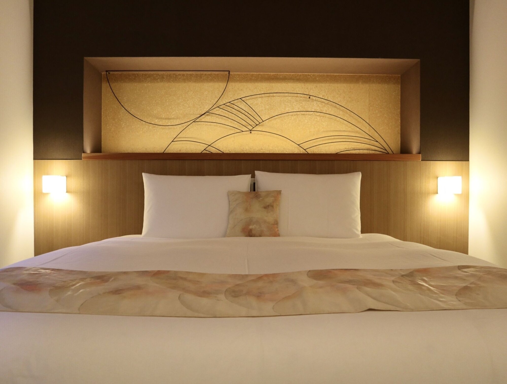 Garden, Comfort, Queen Bed