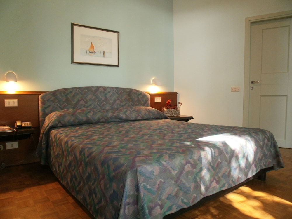 Albergo Villa & Roma 9/49