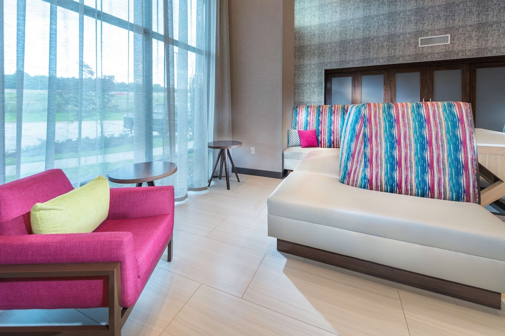 Hampton Inn and Suites Conway 11/43