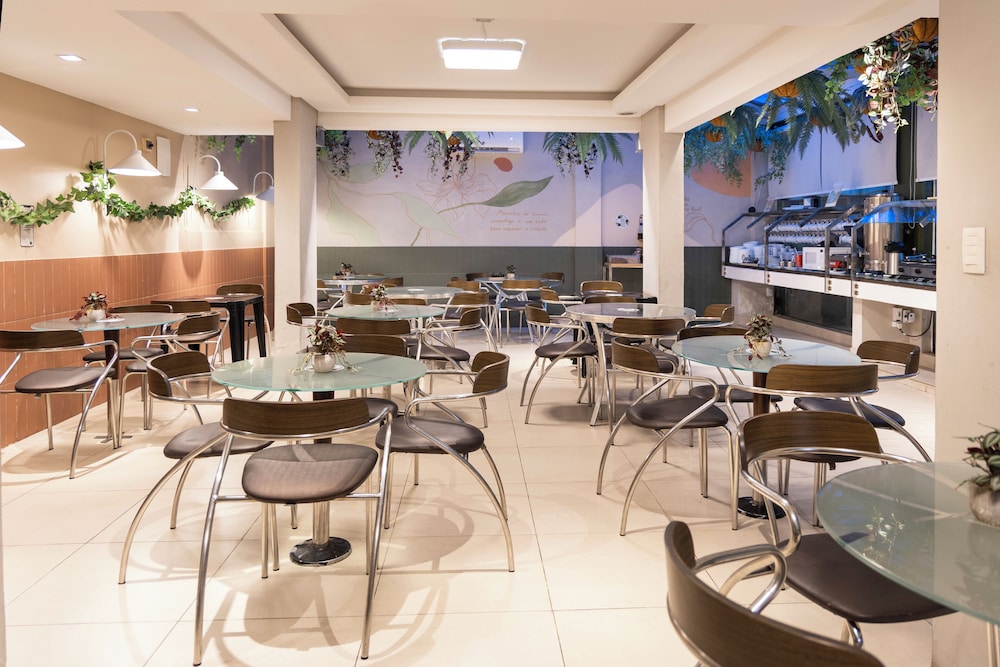 Palmas Executivo Hotel 58/74