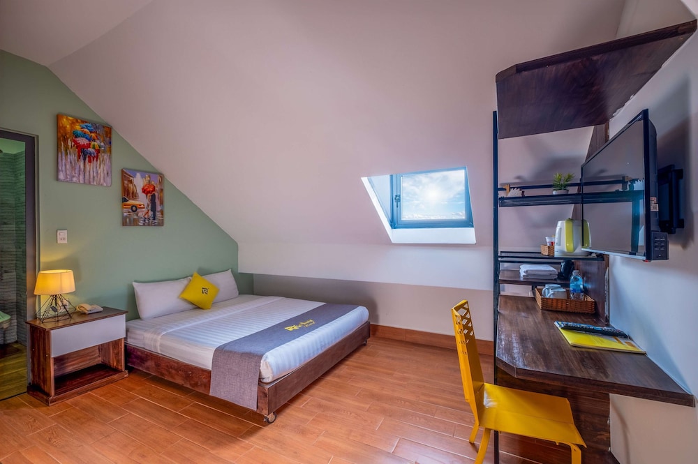 Richy Hotel 14/40