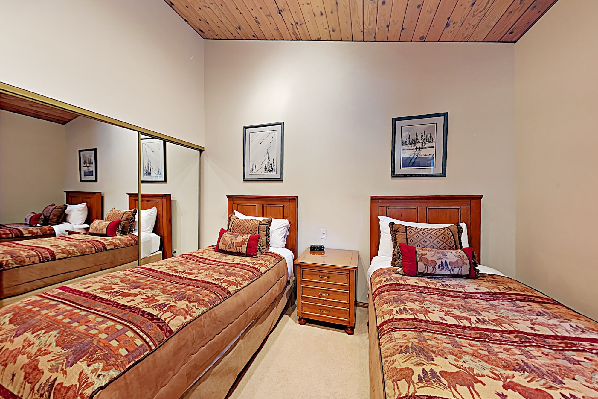 2 Bedrooms, Plus, Loft, Deluxe, Twin Beds, King Bed, Sofa