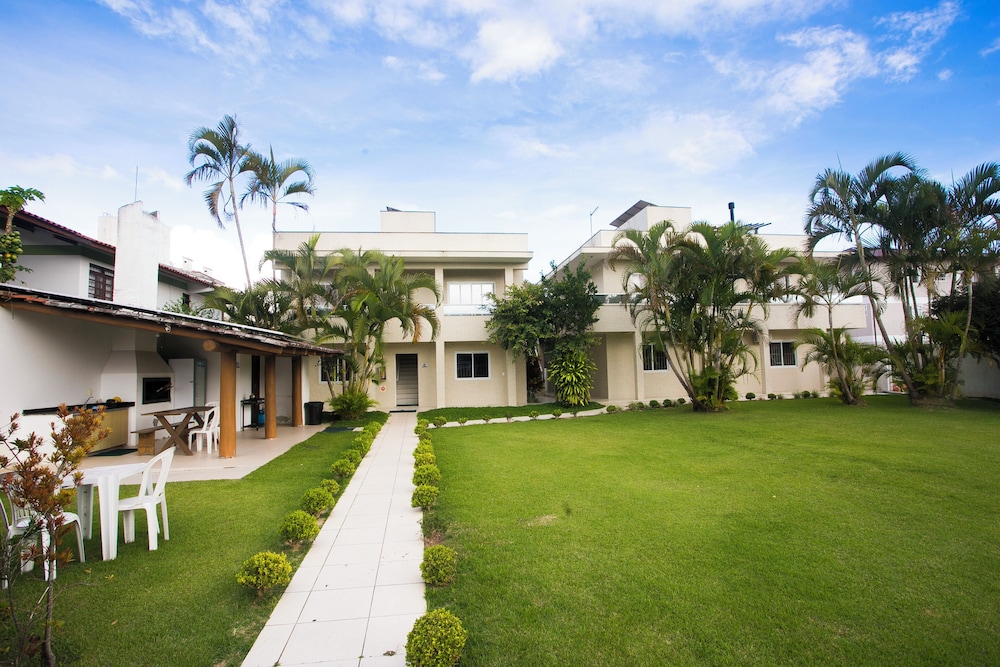 Tropicanas Apart Hotel 53/58