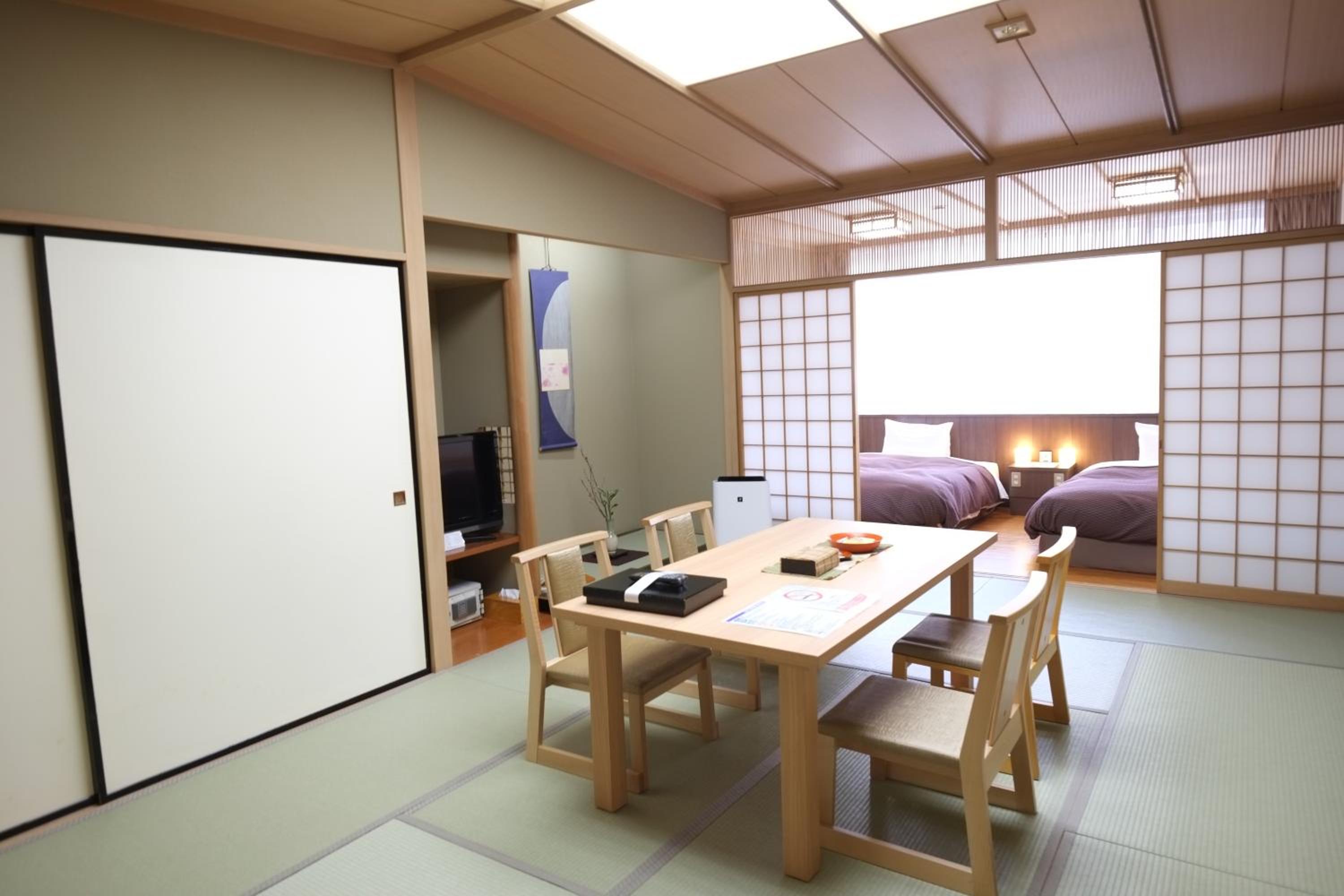 ROOM, TATAMI