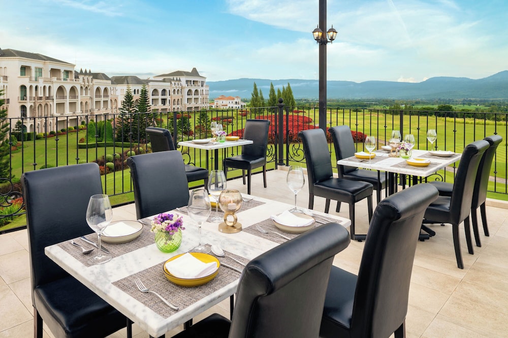 Movenpick Resort Khao Yai 35/50