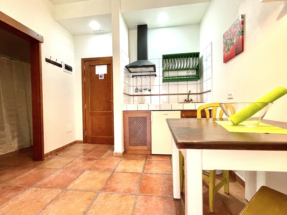 APARTAMENTOS LOS TELARES 24/50