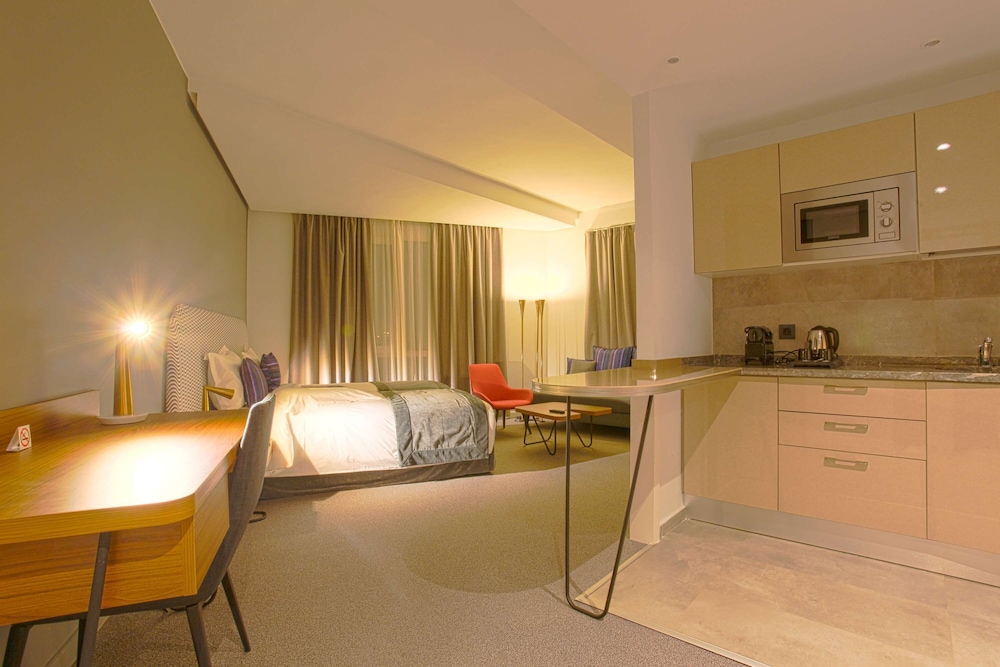Kyriad Residence Casablanca Centre Ville 21/57