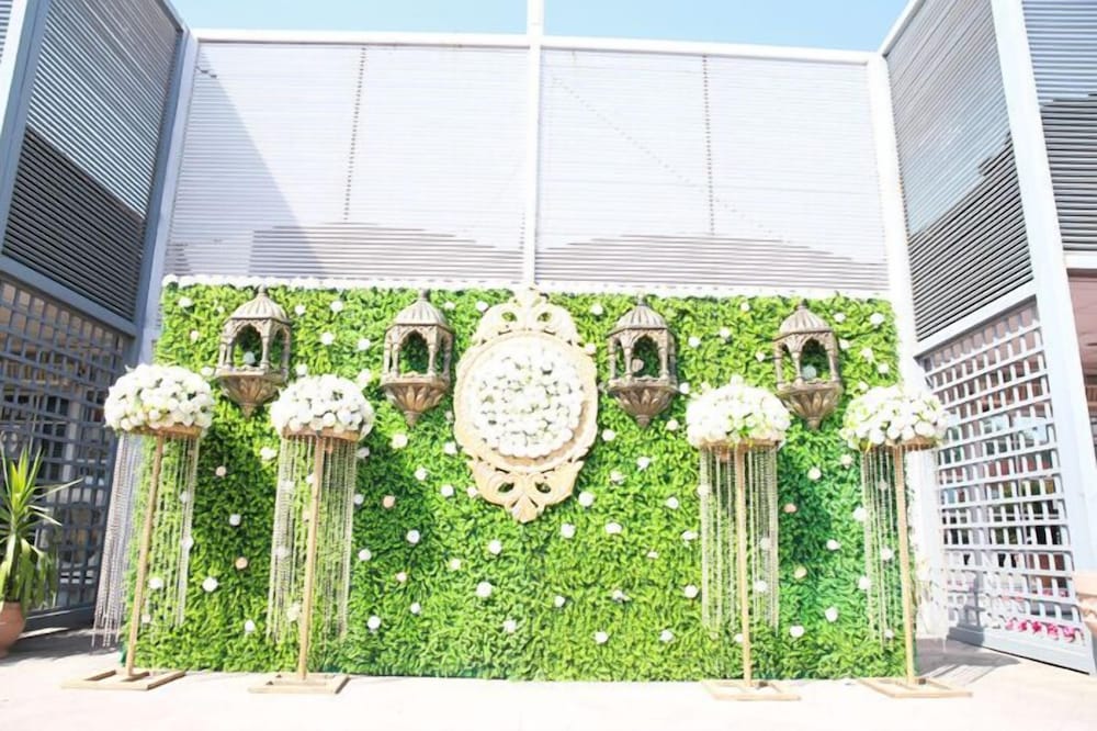 The Mark Suites and Banquet Halls 3/45