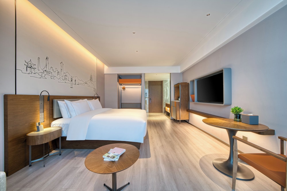 UrCove by Hyatt Hangzhou North Grand Canal 6/32