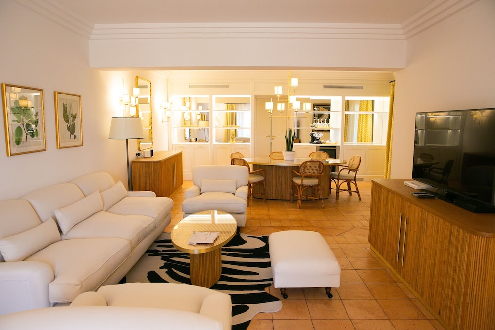 Hotel Il Pellicano 58/83
