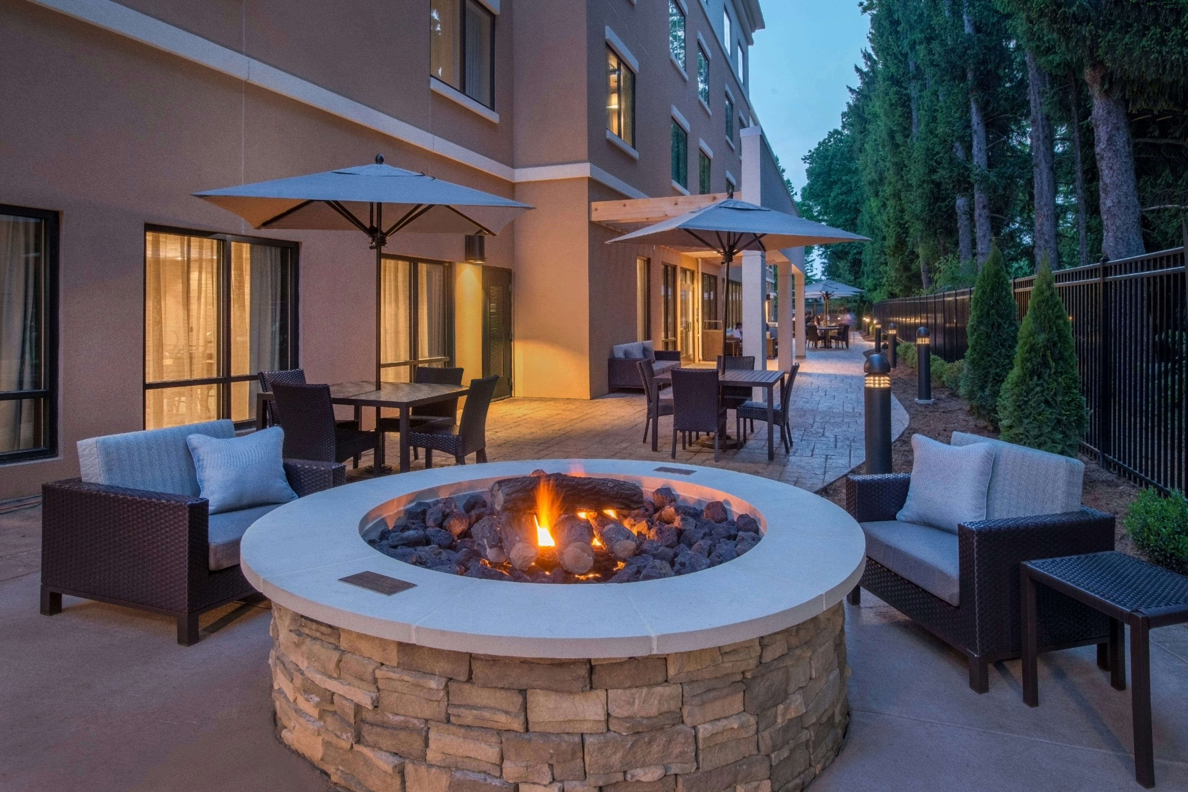 Courtyard By Marriott Hershey Chocolate Avenue 10/21