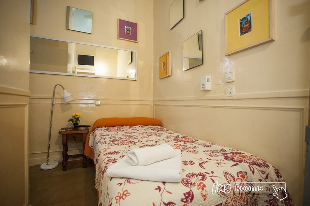 Hostal La Fontana 11/65
