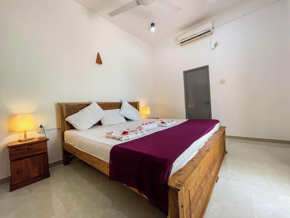 Randi Guest House - Mirissa Beach 12/51