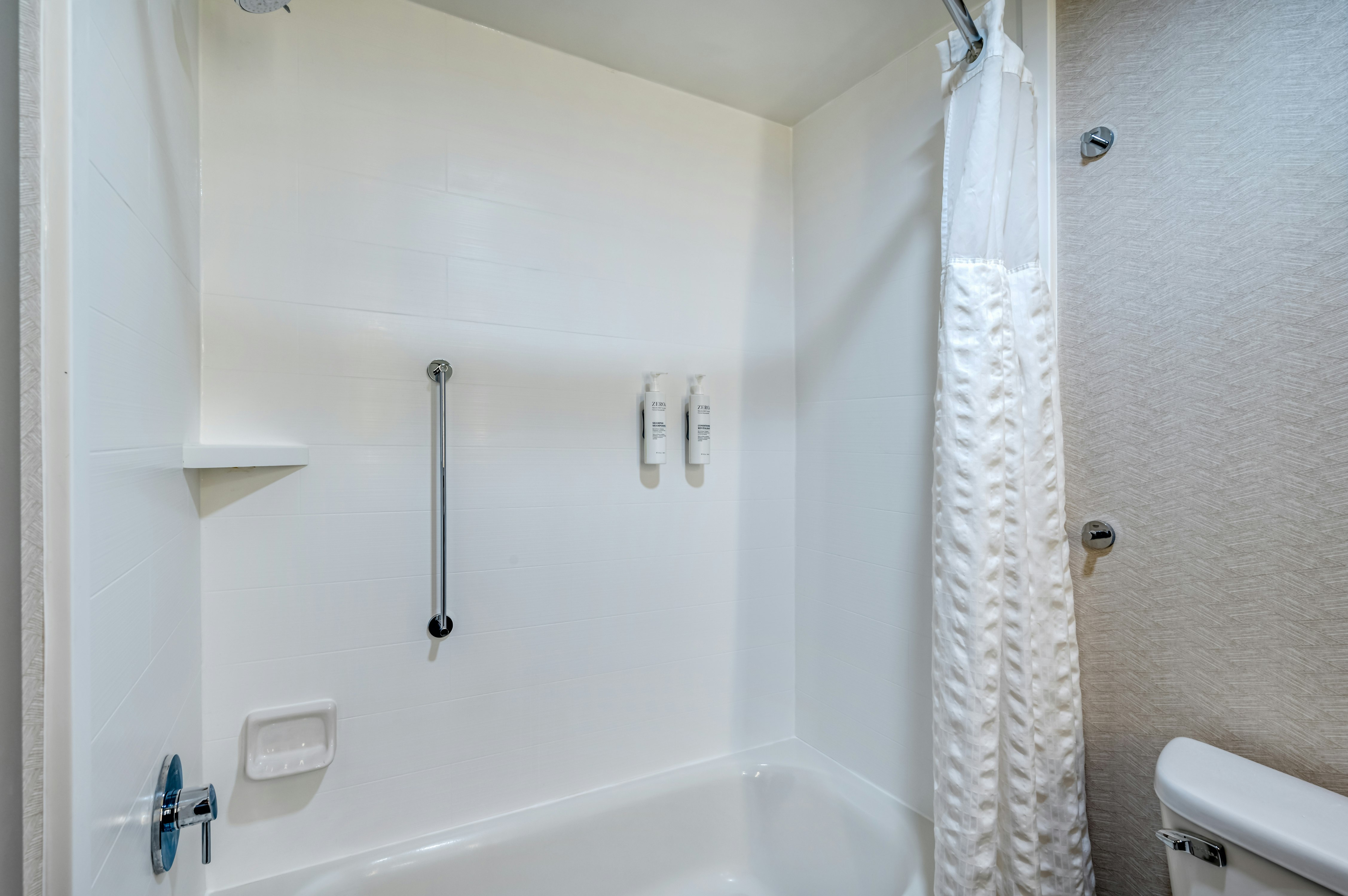 Room, 2 Queen Beds, Hilton Garden Inn Clarksburg Bridgeport 5/5