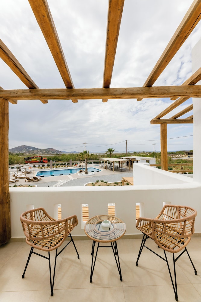 Naxos Finest Hotel Villas 37/50