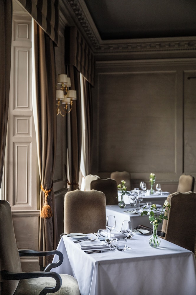 Wood Hall Hotel & Spa 11/55