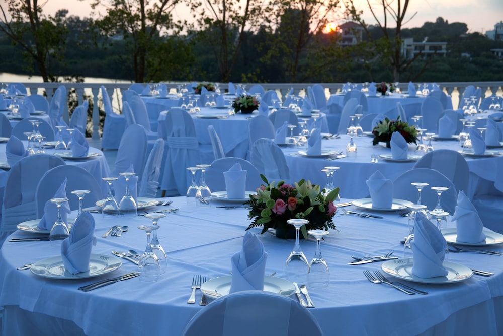 Margarona Royal Hotel 42/44