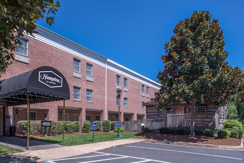Hampton Inn Lexington-Historic District 2/51