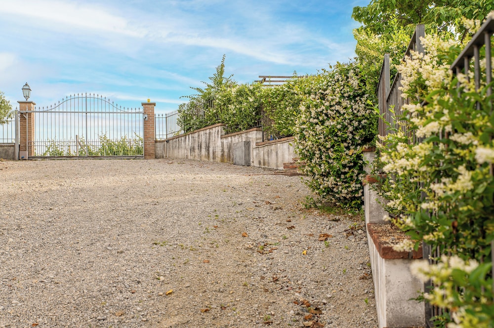 Agriturismo Cantine Bevione 54/62