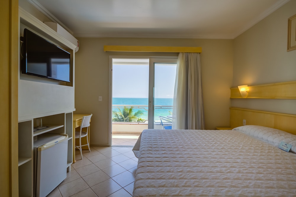 Bombinhas Blue Suites 6/19