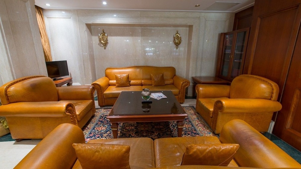 Akar International Hotel 38/50