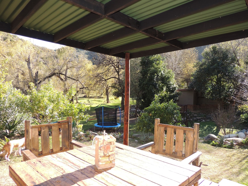 Cango Retreat 42/47