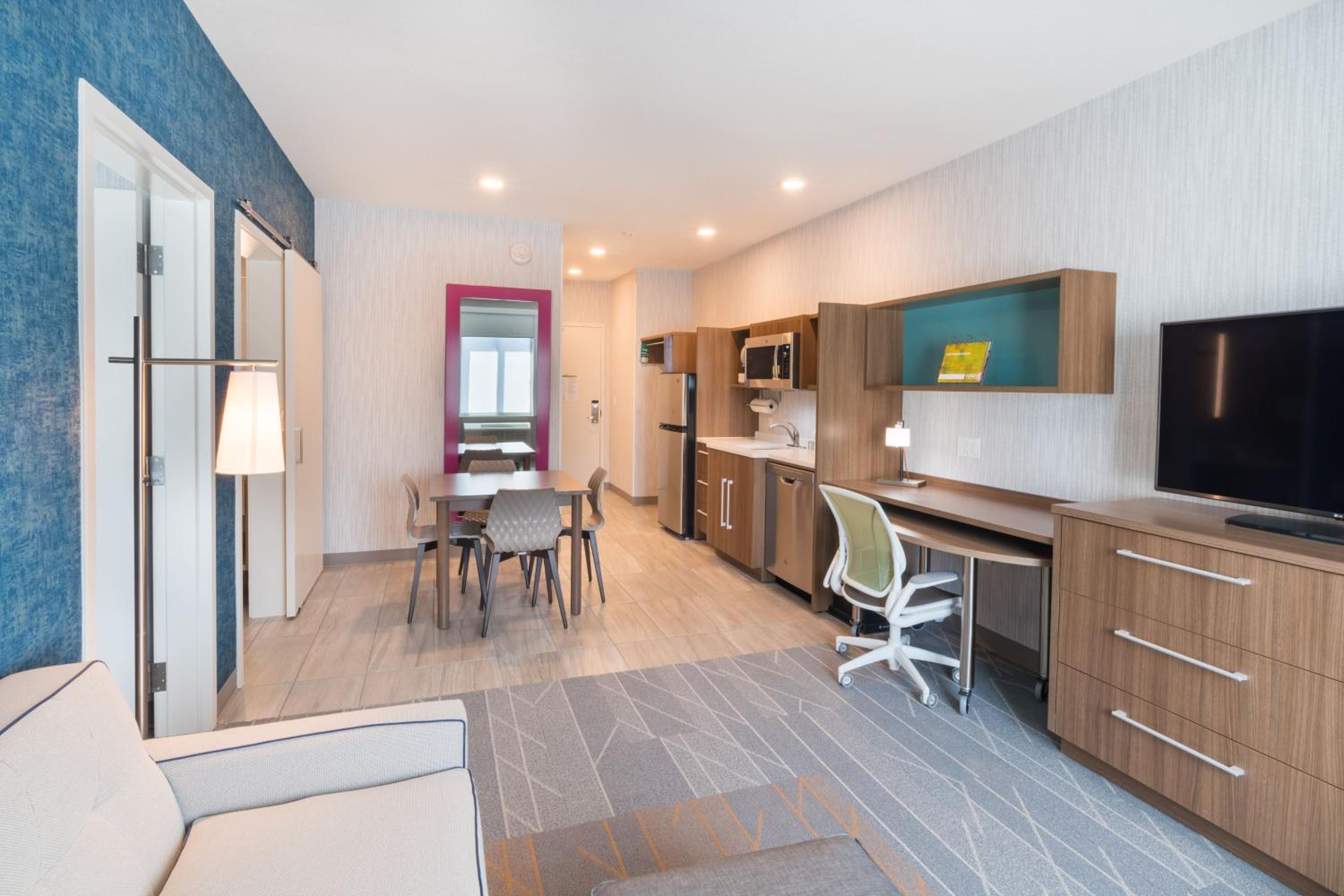 1 Bedroom, Suite, King Bed, Sofa, Home2 Suites by Hilton Temecula, CA 3/9
