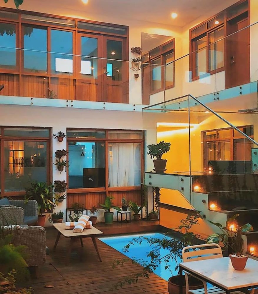 Cosmopolitano Hotel Boutique 6/50