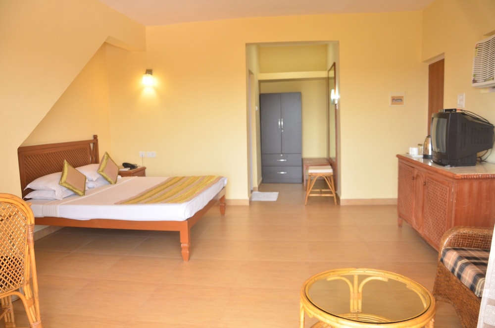 INDISMART WOODBOURNE RESORT 19/50
