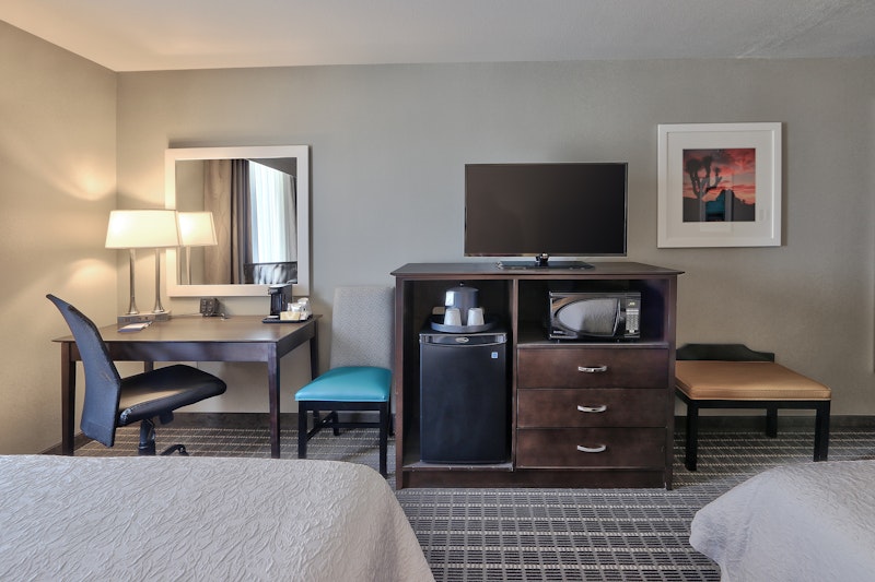 Hampton Inn Suites Albuquerque Airport 47/54