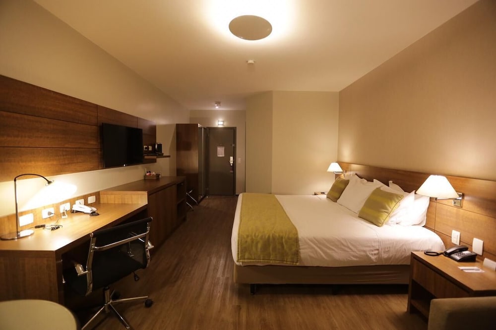Comfort Suites Flamboyant 14/33