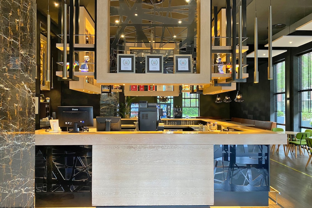 Lobby at XO Hotels Couture, AMSTERDAM