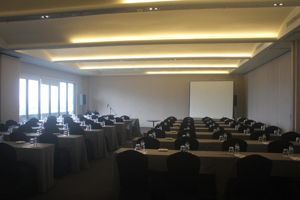 Park5 Hotel Cilandak 57/65