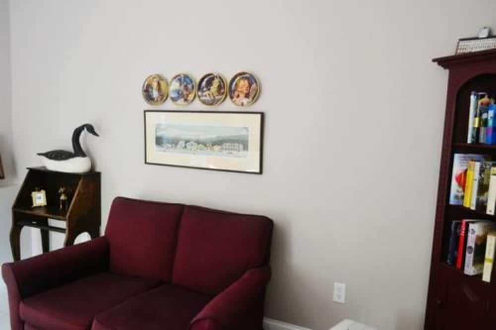 Josephine's Bed &amp; Breakfast 23/38