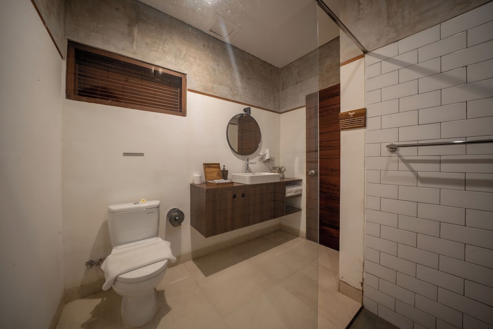 Ratan Hotel Uluwatu 48/50