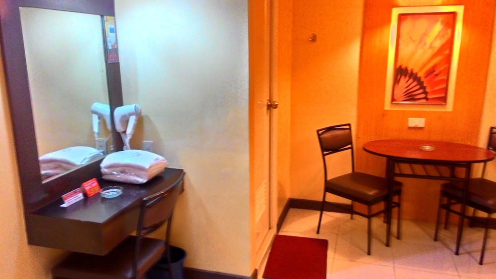 Hotel Sogo Edsa Cubao 19/55