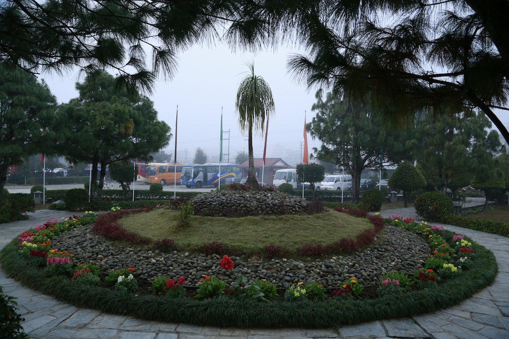 Pokhara Grande 75/80
