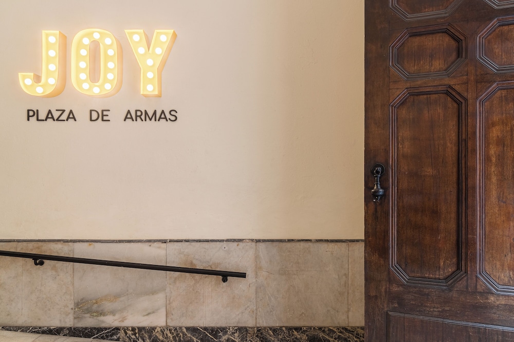 JOY Plaza de Armas 10/49