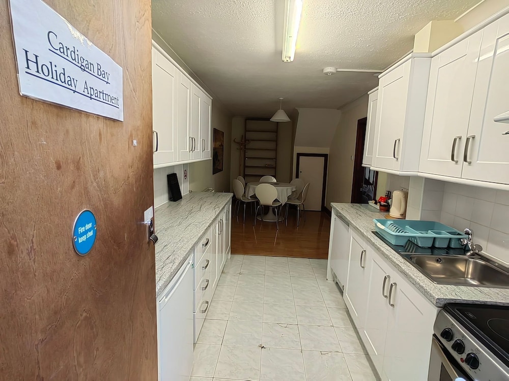 Cardigan Bay Guest House 32/50