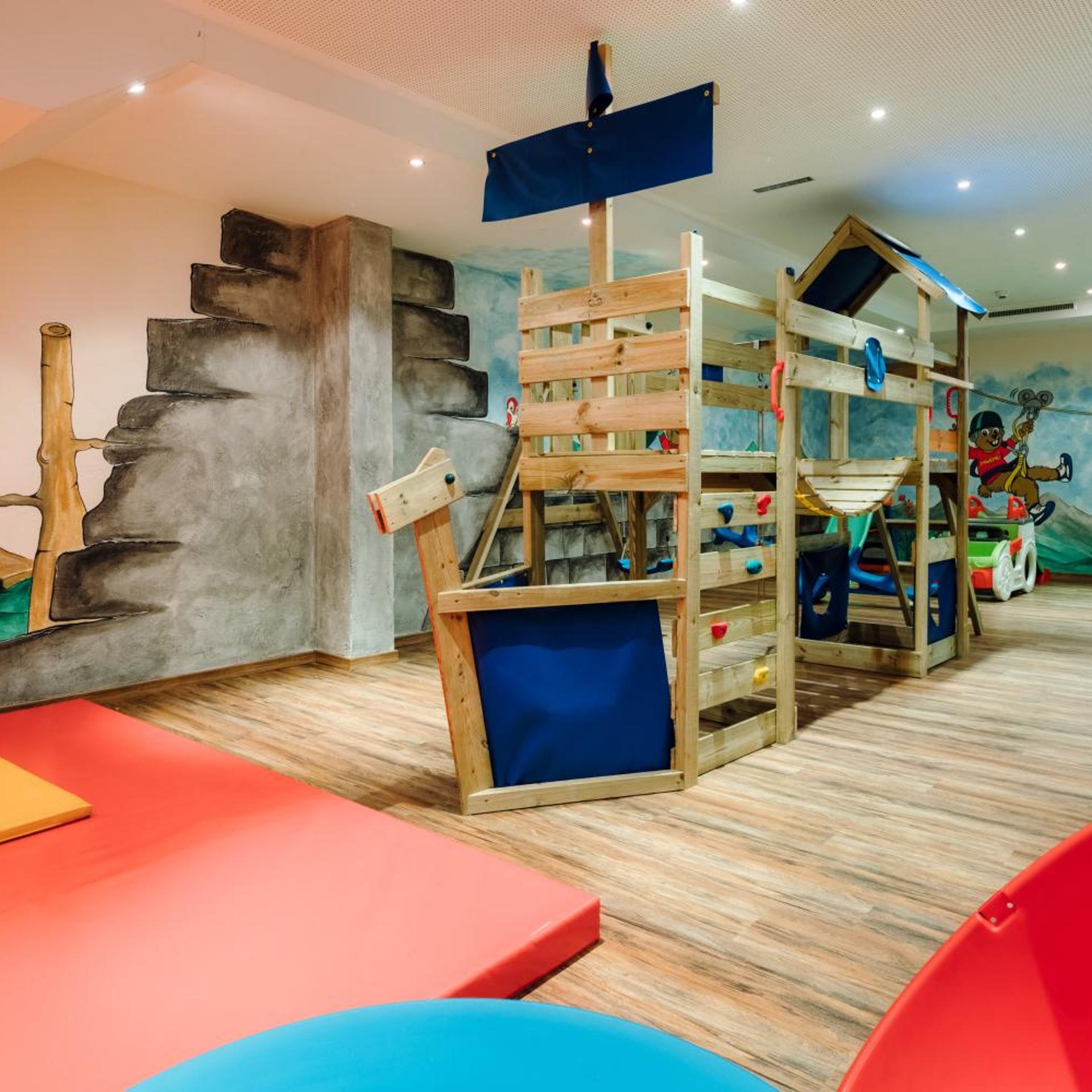 Hotel Garni Alpenjuwel 50/53