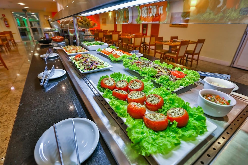 restaurant cafeteria