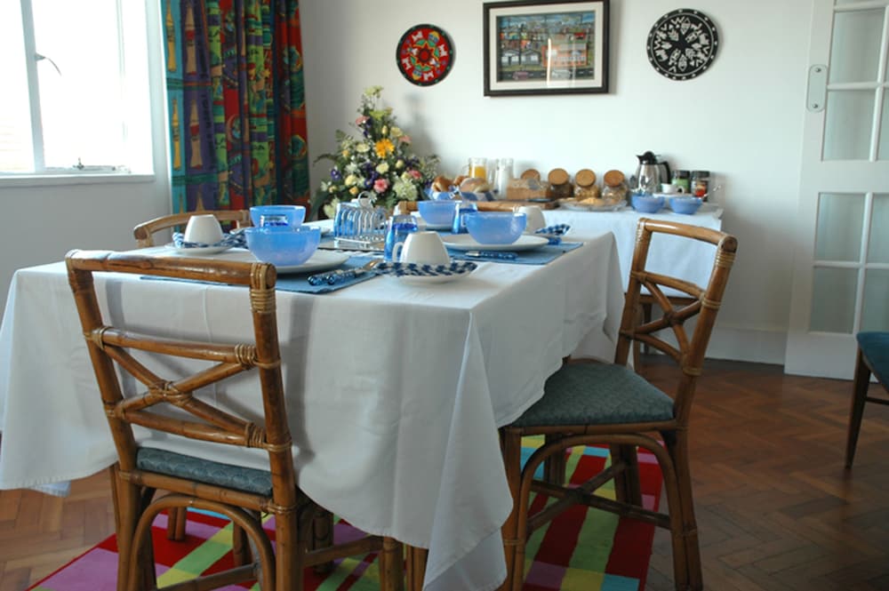 Blue On Blue Bed And Breakfast 22/36