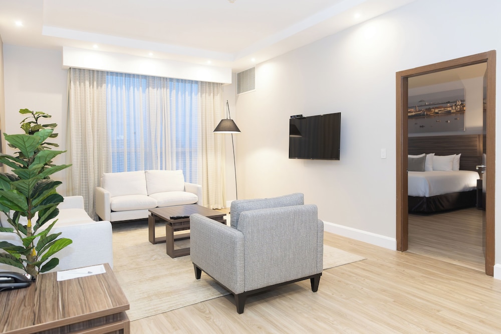Victoria Hotel and Suites Panama 36/53